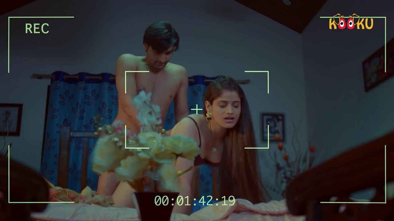 Chhupi Nazar 2022 Kooku Hindi Hot Porn Web Series Episode 2